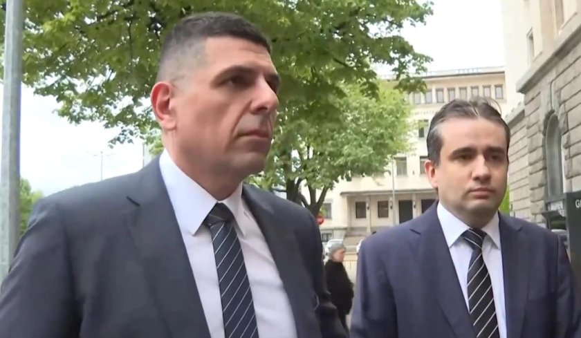 Мирчев и Божанов заплашиха бъдещото правителство