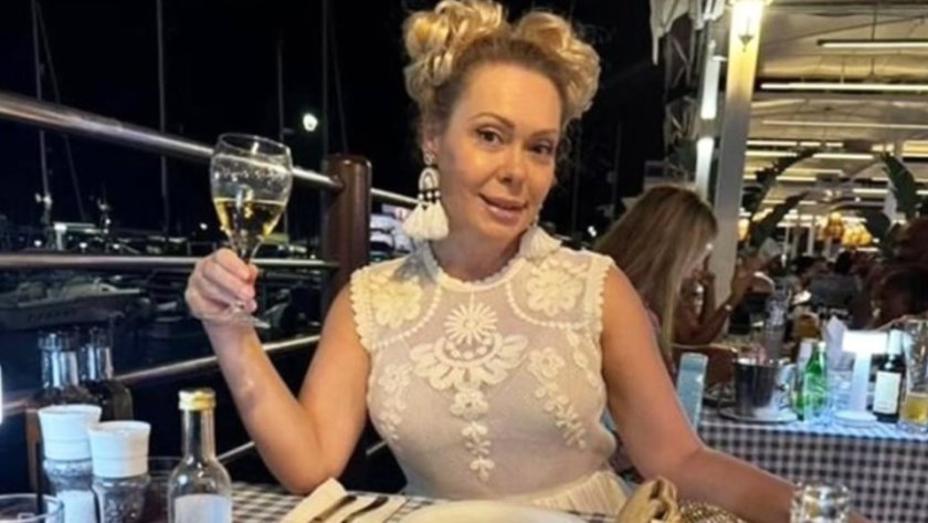 Албена Вулева прогони крадци, изскачайки гола