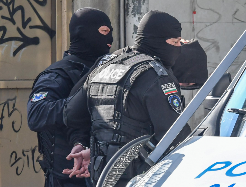 Взривиха фенклуба на Левски в Монтана!