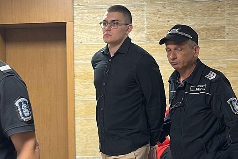 Спряха делото срещу Михаил, обвинен за смъртта на 18-годишната Йоана от Пловдив