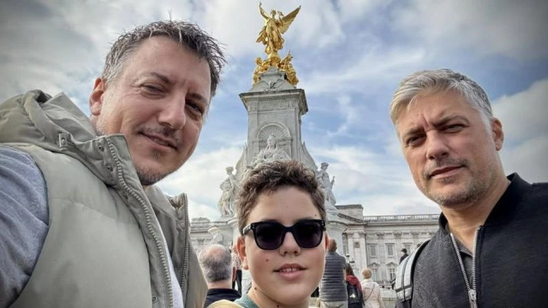 Владимир Карамазов има брат, който е не по-малко успешен от