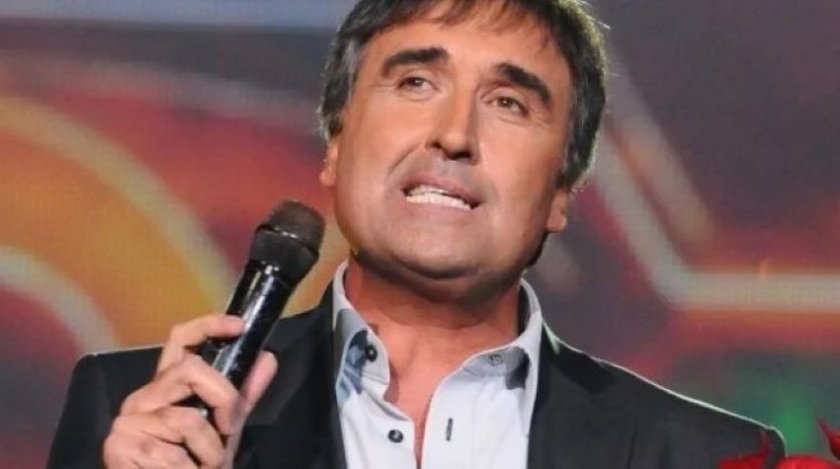 Веселин Маринов отбелязва 45 години на сцена с концерт в Сливен