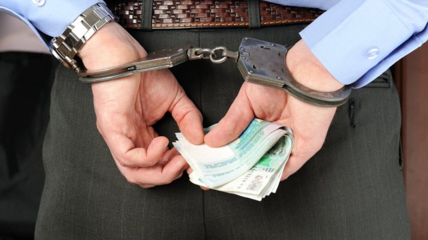 10 хил. евро гаранция за мъжа, предложил подкуп на областния управител на Добрич