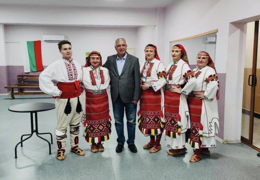 Новият шеф на митниците Ники Шушумигата - сланина, брикети и ДС