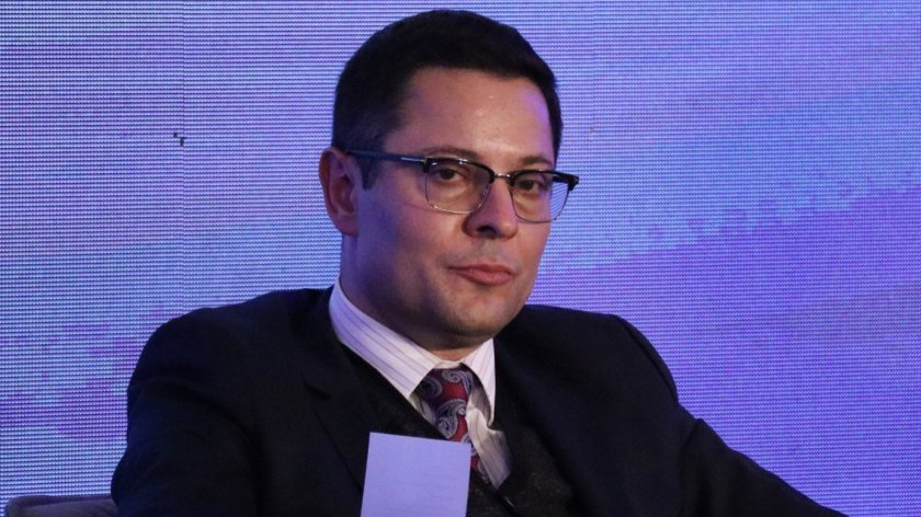Министърът на икономиката: Големите вериги слагат 130% надценка при нормална 30% в Европа