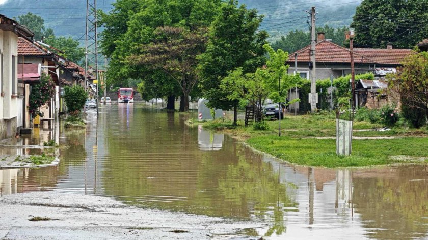 20 000 остават без вода след бедствието в Севлиевската община