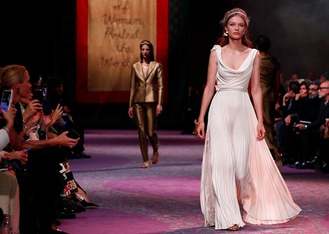 "Dior" блесна в Париж със злато 