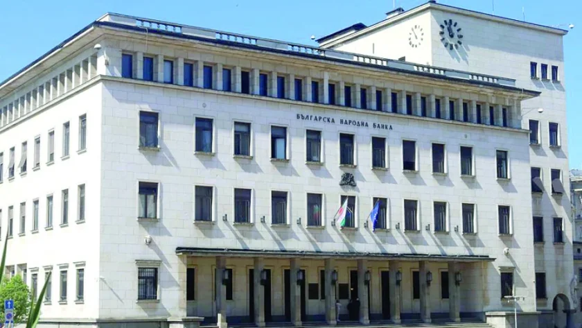 Управителят на БНБ със заплата от 14 хил. евро