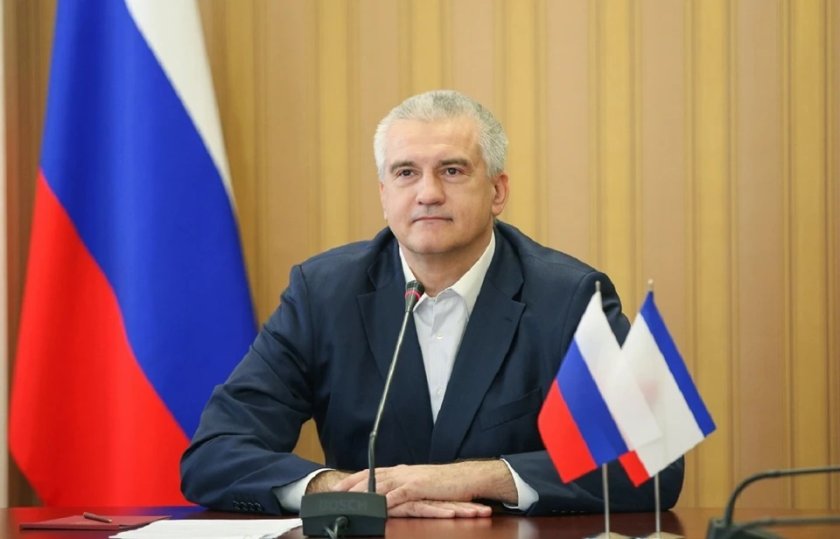 В КИЕВ ЗА 3 ДНИ! Русия въведе купони за бензин в Крим след ударите от Украйна