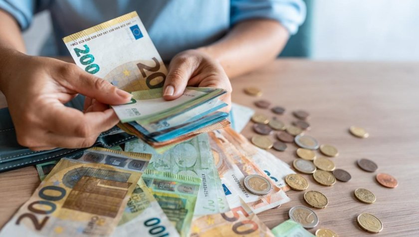 Оставаме на дъното на ЕС по заплати