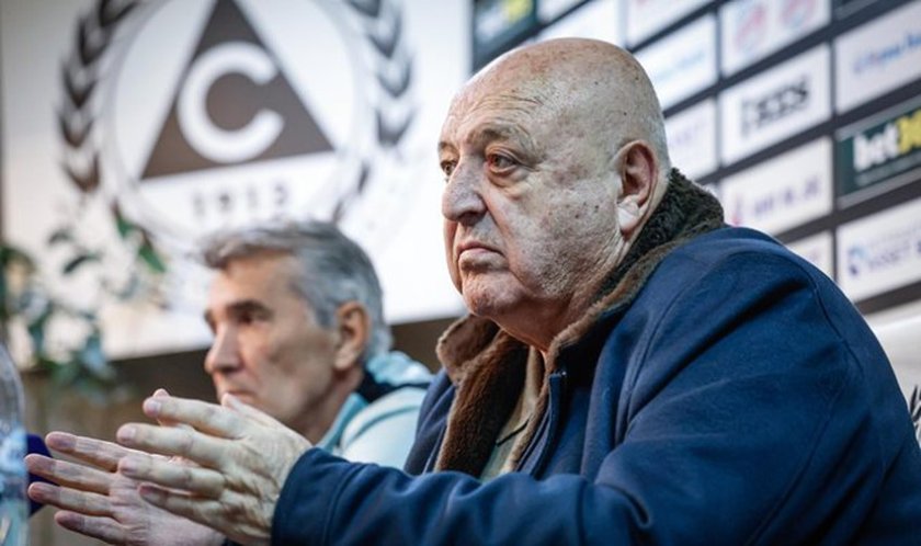 Венци Стефанов: Пред стадиона на "Славия" хванаха някакъв с 1 кг кокаин