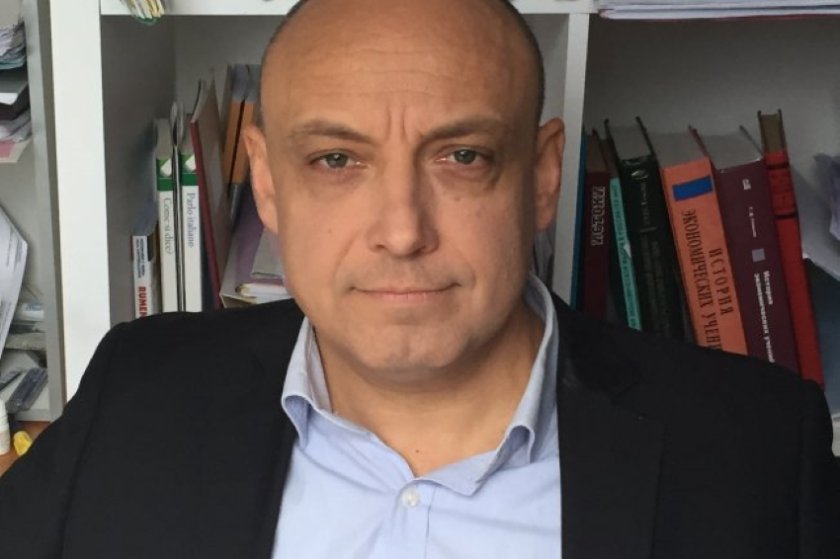 Йотова назначи Николай Неновски за член на УС на БНБ