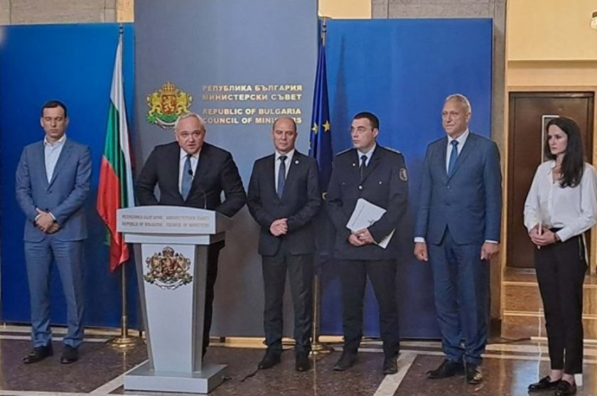 МВР се засили и тръгна на спешна битка срещу гонкаджиите