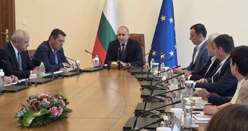 Засипаха с критики премиера заради мерките за пътна безопасност
