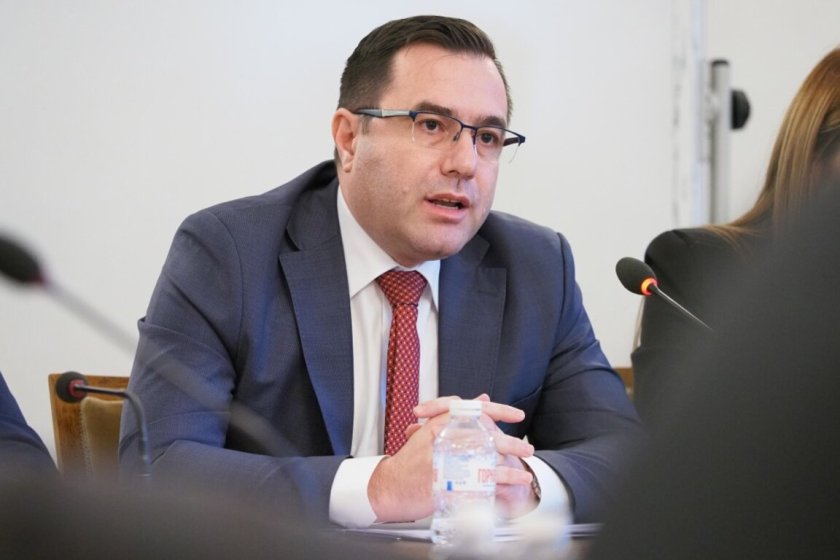 Шефът на КЕВР: Поскъпването на тока ще е заради по-високата цена на борсата