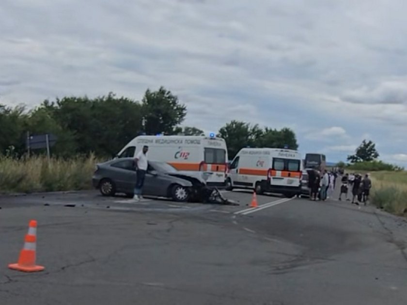 Тежка катастрофа затапи изхода от Бургас към Малко Търново (ВИДЕО)