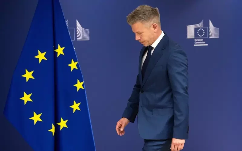 А ние кога? Мадяр прави импийчмънт на копейката-президент