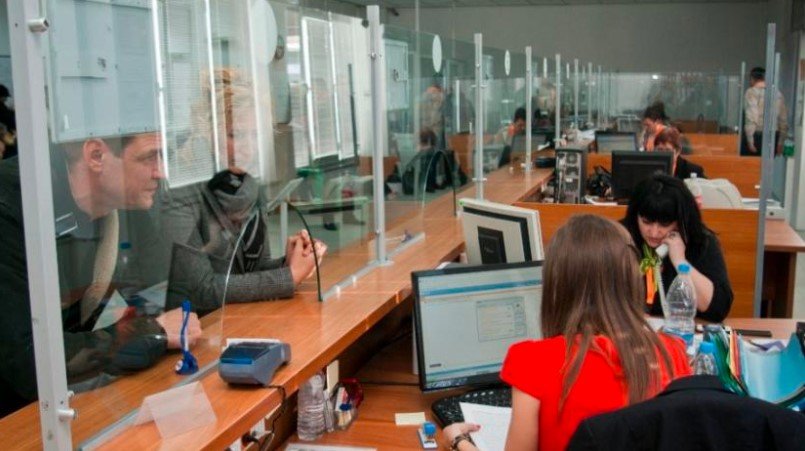 Държавни служители излизат на протест срещу "лобито на милионерите"