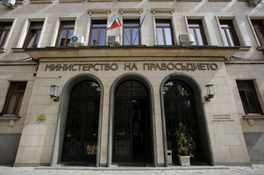Влизат в сила промените в Закона за съдебната власт, свързани с избора на нов ВСС