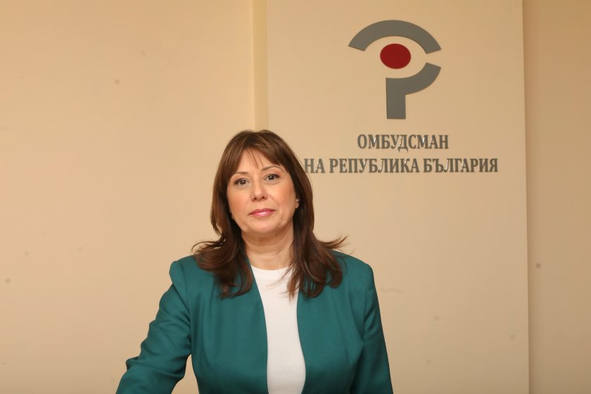 Омбъдсманът писа на Демерджиев и образователния министър