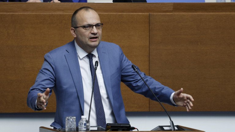 Мартин Димитров: Дълбоко разочаровани сме - такъв дефицит не е имало от Жан Виденов