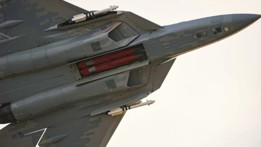 Руският Су-57 преминава към нова конфигурация за въздушен бой