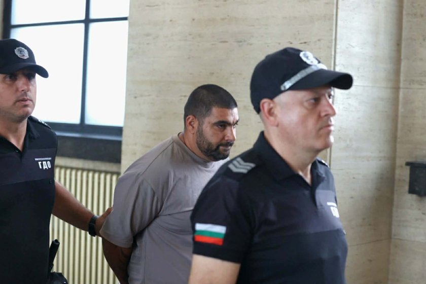 Съдът остави в ареста един от обвиняемите за катастрофата на "Челопешко шосе" (СНИМКИ)