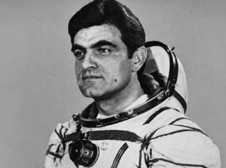 България се прощава с Александър Александров на 13 юли