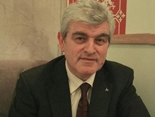 Почина космонавтът и летец генерал-майор Александър Александров