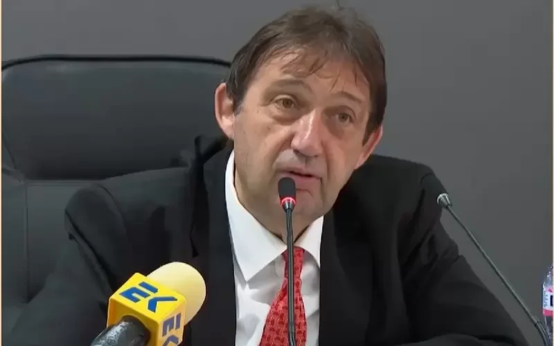 Шишков: Старите договори за пътно строителство няма да се прекратяват