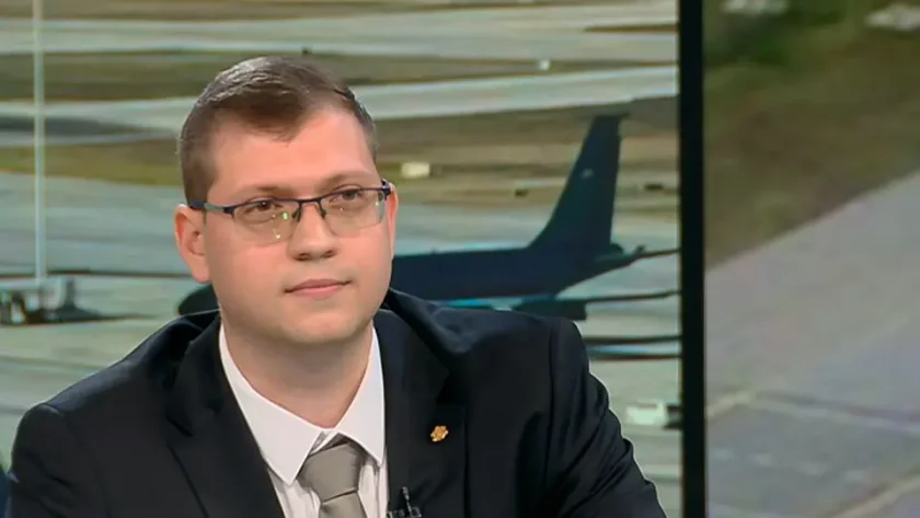 Димитър Петров: Ще подкрепим решението за американските самолети