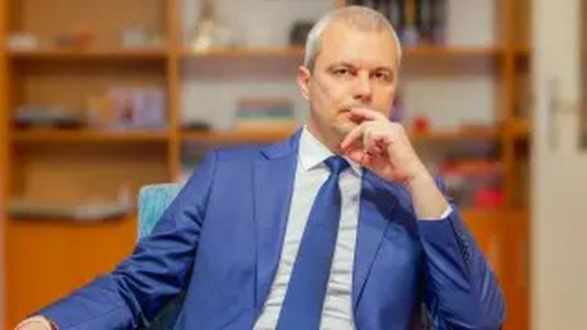 Костадинов: България продължава да изнася оръжия за Украйна