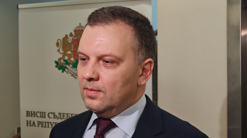 Министър Найденов тръгва срещу &bdquo;делата шамари&rdquo;
