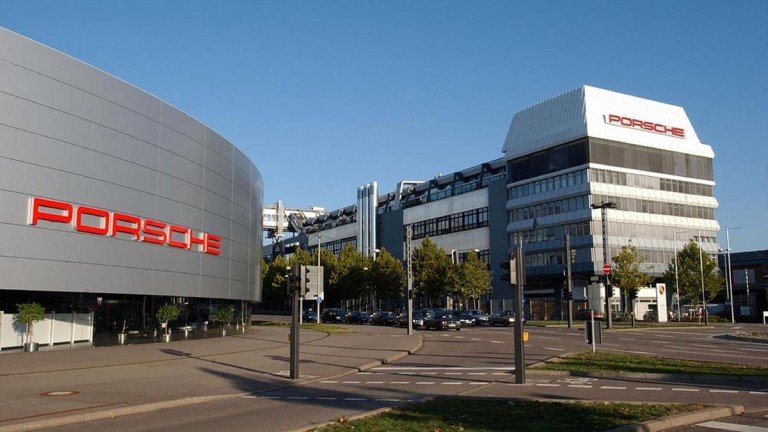 &bdquo;Порше&ldquo; съкращава още 5000 работни места в Германия 