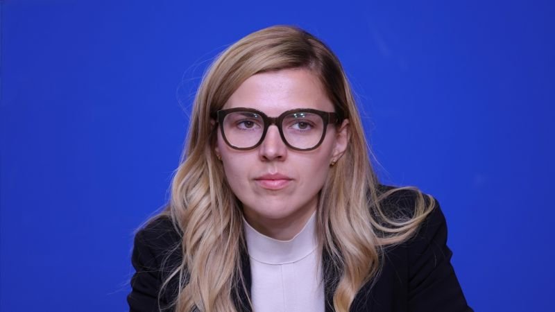 Чамова обеща на иранеца: Спокойно, американските самолети у нас няма да ви бомбят 