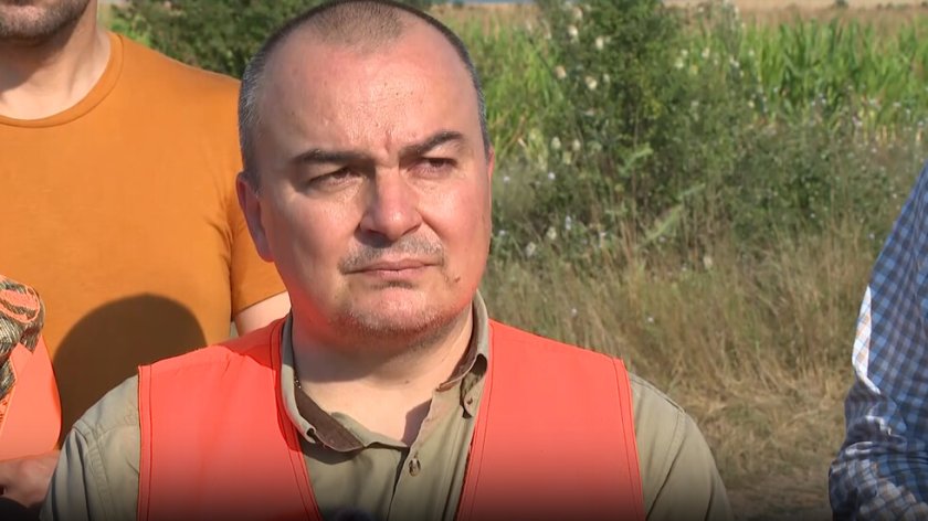 Пламен Абровски увери: Африканската чума е само в стопанствата