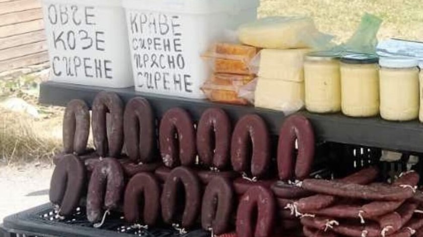 Спряха над 2 тона храни без документи в Юндола
