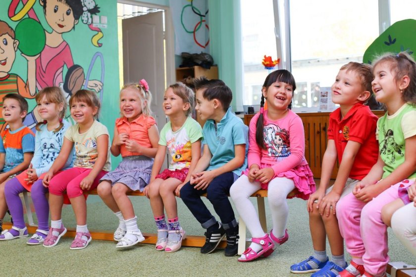 5000 деца чакат за място в забавачка в София 