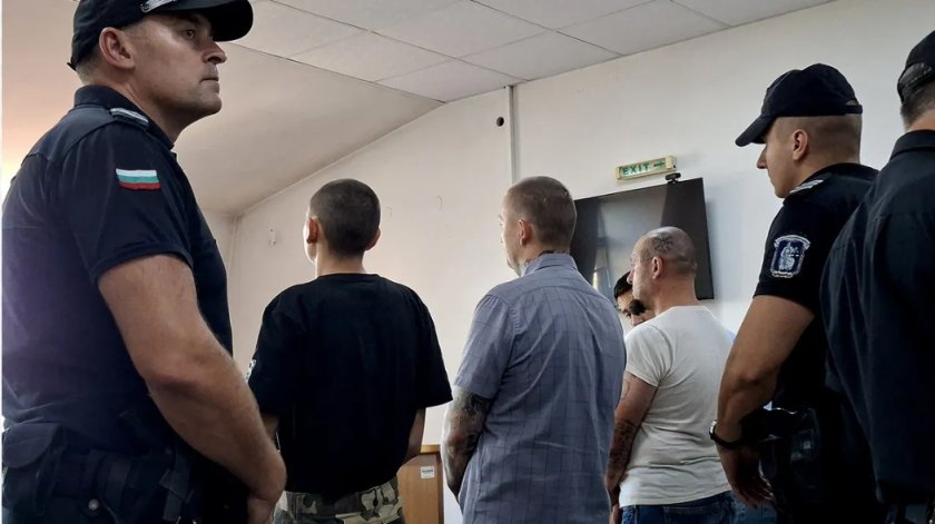 Ще обжалва ли прокуратурата освобождаването на задържаните от "Кръв и чест"?
