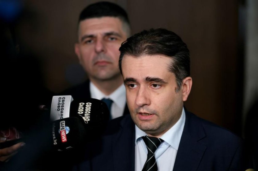 Мирчев: Ще наблюдаваме леко драскане по мафията, а трябва да има истинско дране
