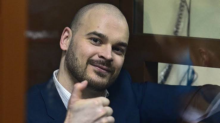 Истината зад &bdquo;Окупирай педофилията&ldquo; и &bdquo;Кръв и чест&ldquo; - справедливост, изродена в невиждана жестокост