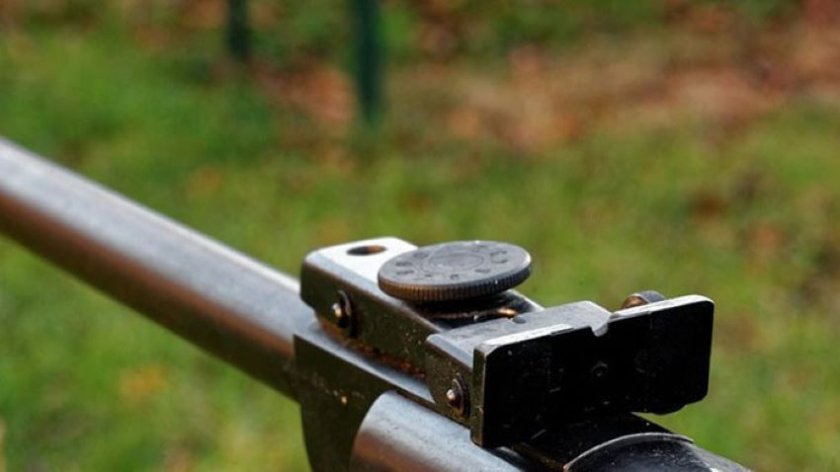 Простреляха моторист в задника в русенско село