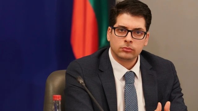Пеканов се хвали: Усвоихме 70% от парите по ПВУ, целта е над 95%
