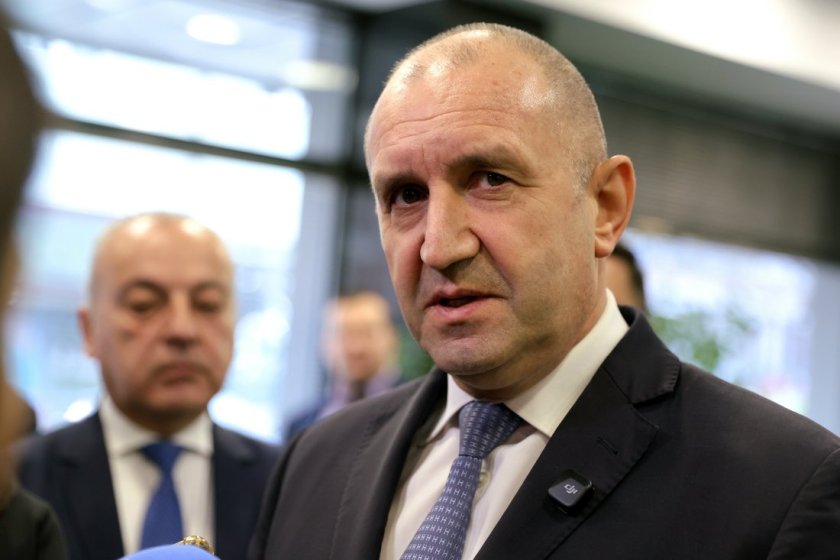 Радев отива в Струмяни след наводненията