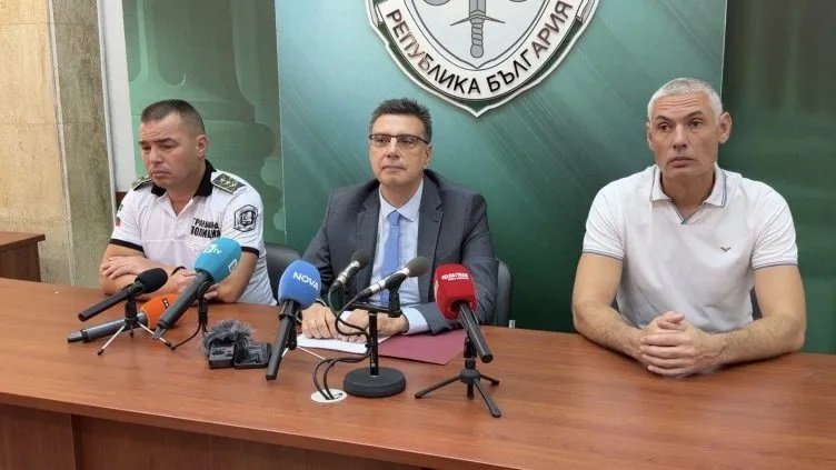 Над 15 млн. евро е стойността на дрогата, открита в камион край Бургас