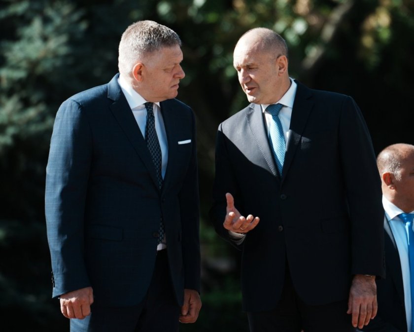 Радев след срещата с Фицо: Заедно със Словакия преговаряме с "Уестингхауз" за най-модерните реактори 