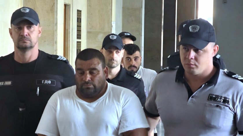 Оставиха в ареста двамата убийци от Сунгурларе