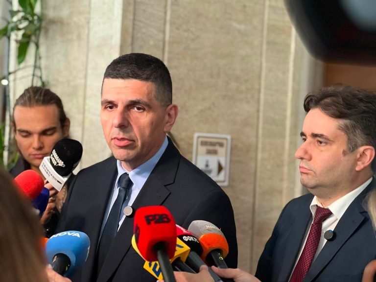 ДБ нарекоха приходните мерки за бюджета каша от несвързани предложения