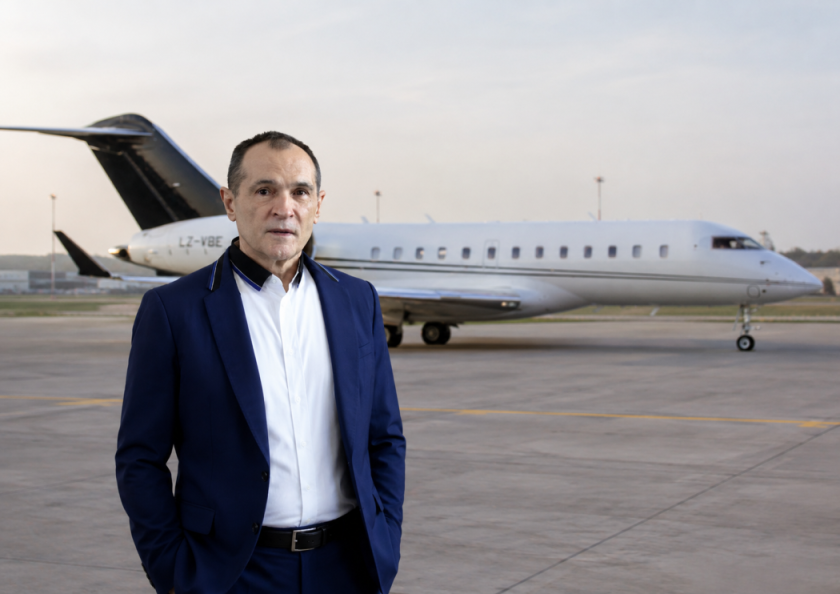 ЦЕНАТА ПАДА: ЧСИ пак обяви самолета на Божков за продан, сега за 11 800 008 евро