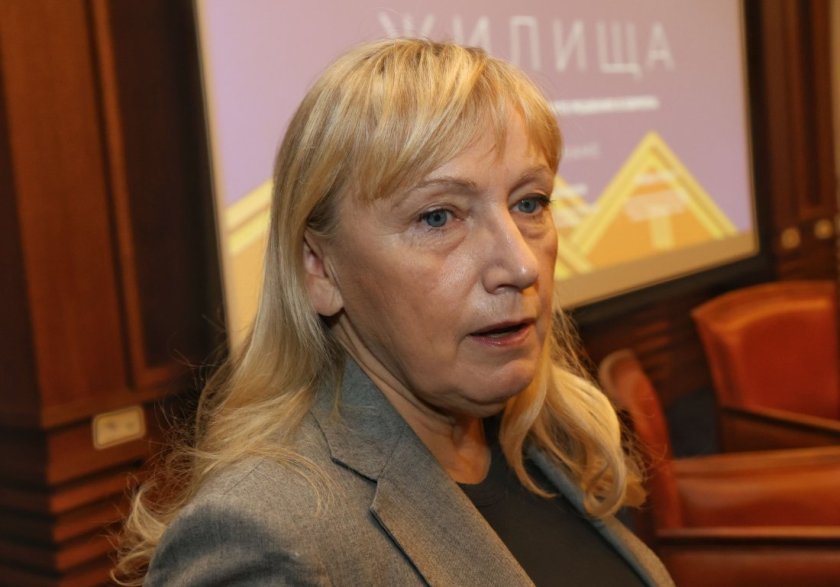Елена Йончева недоволна: Над четвърт от меда в ЕС е украински 